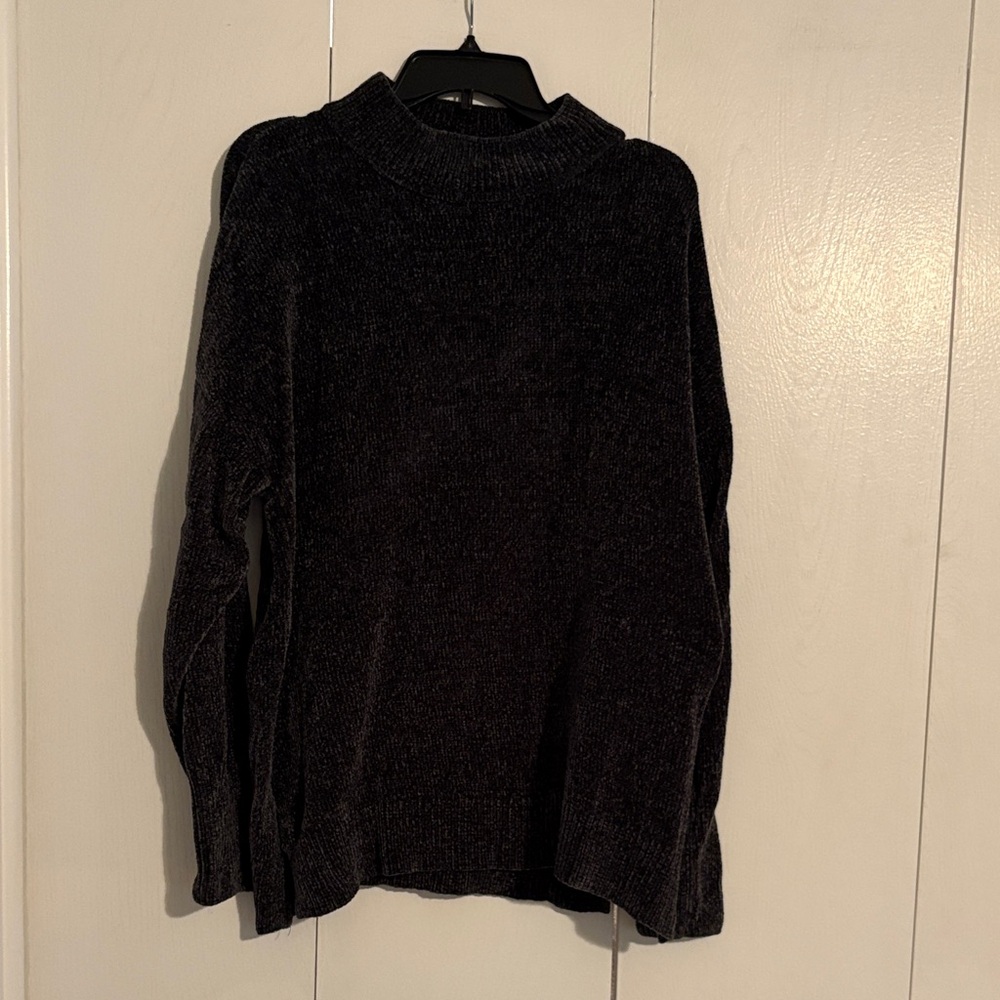 Women’s Gray Velour Sweater